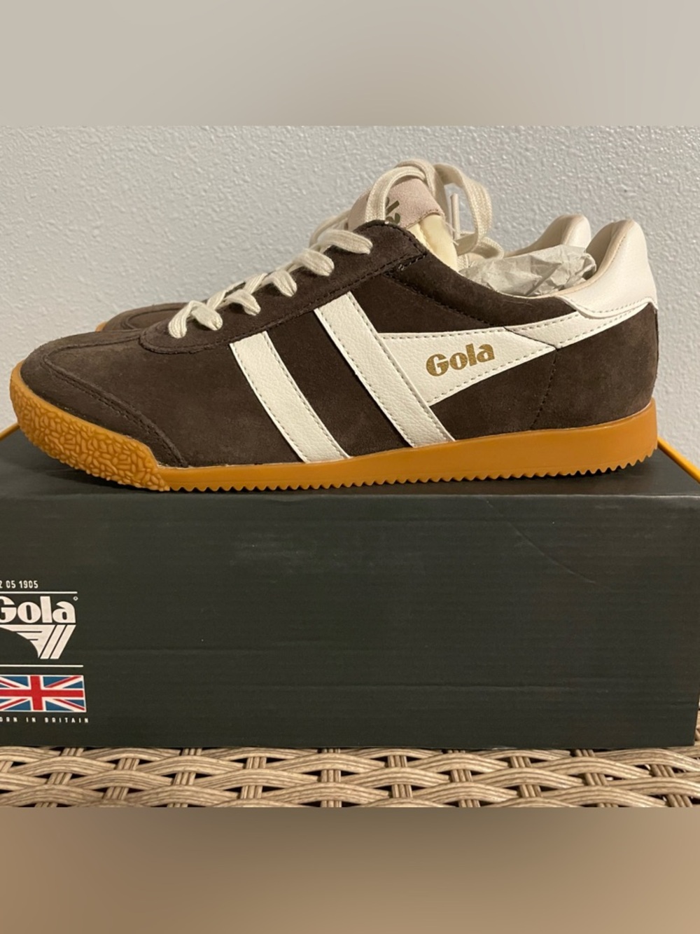 Gola Women's Elan Trainer in Mocha & White